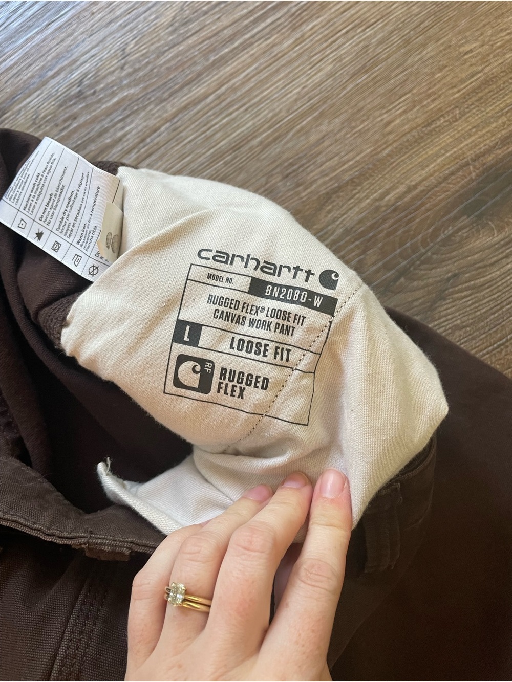Carhartt Loose rugged flex Fit Pants in Dark Brown size 6 - Picture 3 of 5